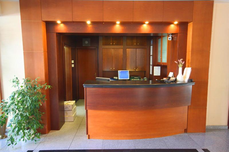 Xenia Hotel Dırama Dış mekan fotoğraf